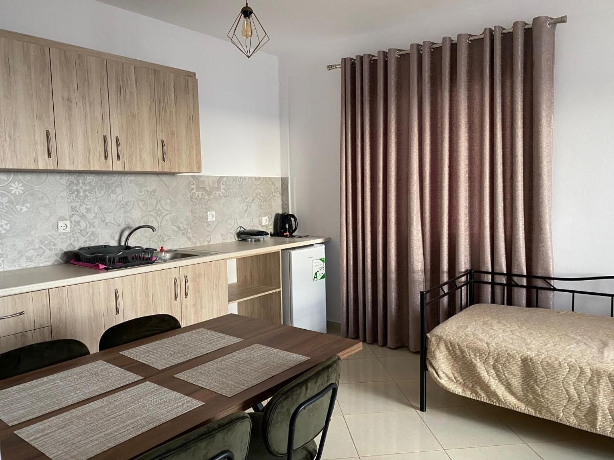 Mediterranean Apartments Himara Kültér fotó